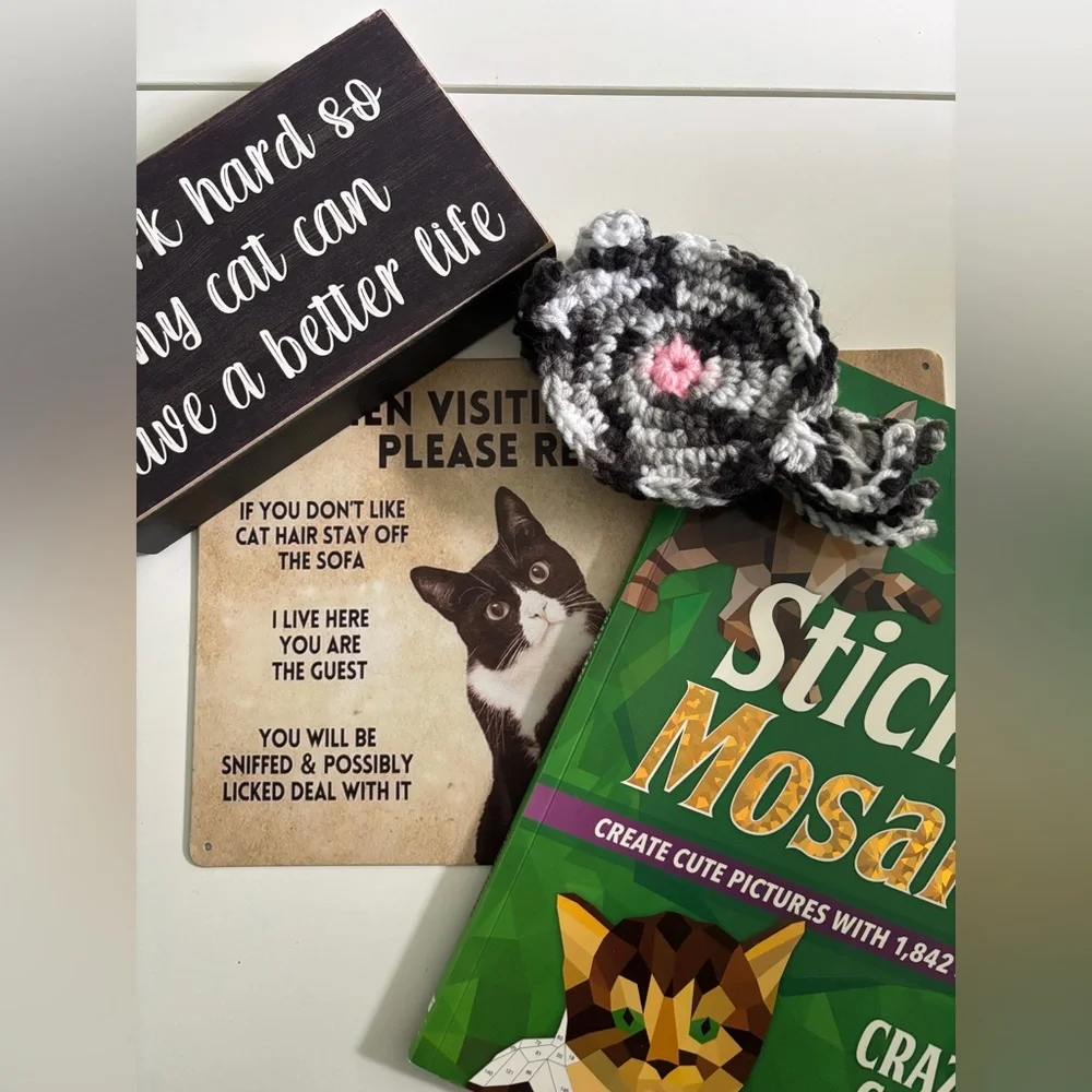Cat Decor Lot